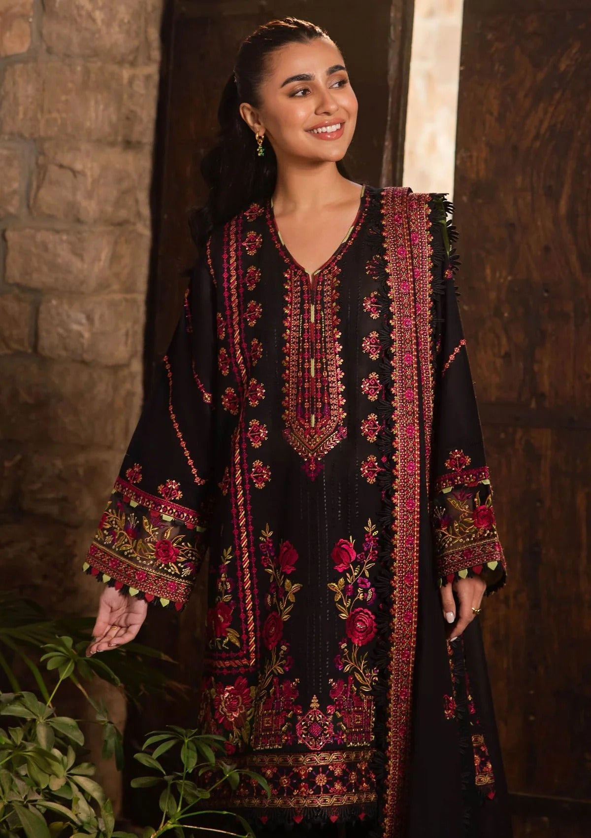 FULLY EMBROIDERED 3PC DHANAK DRESS WITH EMBROIDERED DHANAK SHAWL- ABH-30