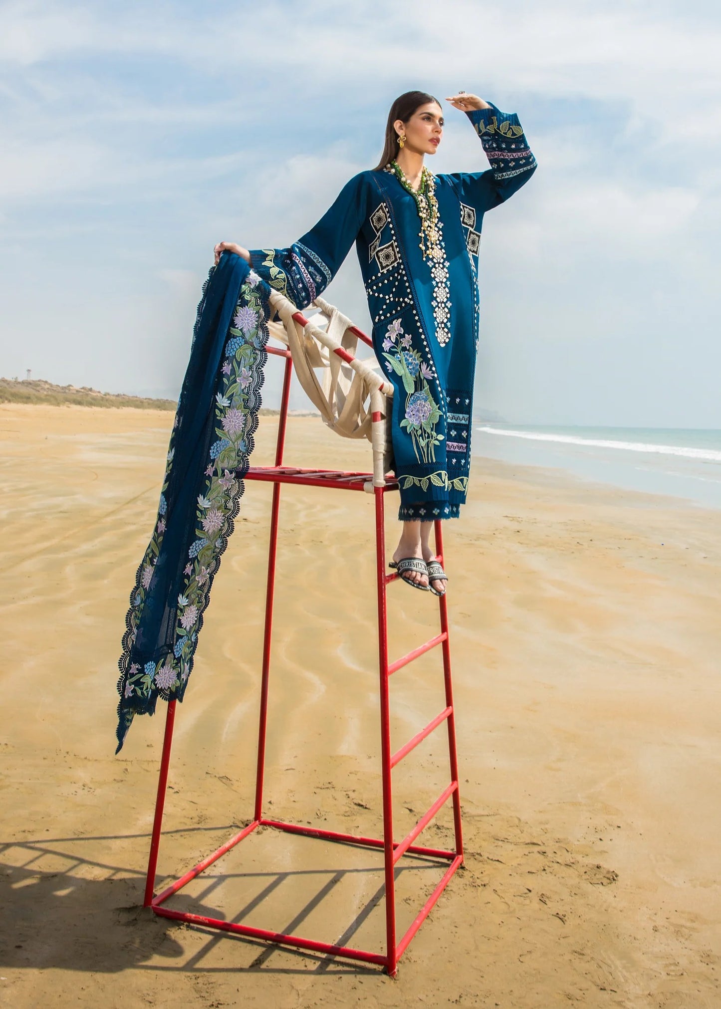 FULLY EMBROIDERED 3PC LAWN DRESS WITH ORGANZA EMBROIDERED DUPATTA- SGR-150