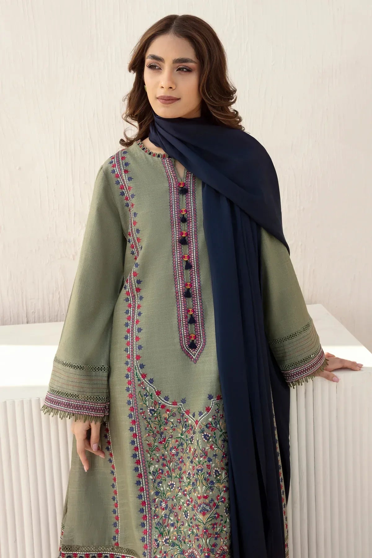 FULLY EMBROIDERED 3PC DHANAK DRESS WITH EMBROIDERED DHANAK SHAWL- ABH-43
